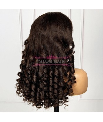 Perruque Lace Wig 13x4 Loose Body Wave  4 - avec Effet Presque Double Drawn et Maximum de Volume en Cheveux Remy est présent 